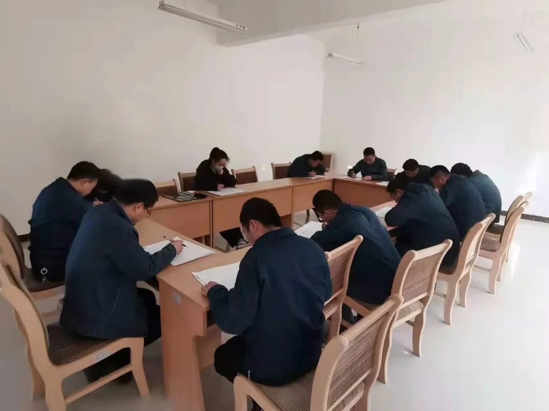 开云集团官网开云集团官网首页-开云(中国)
组织开展第四季度员工综合素质测试(图3)