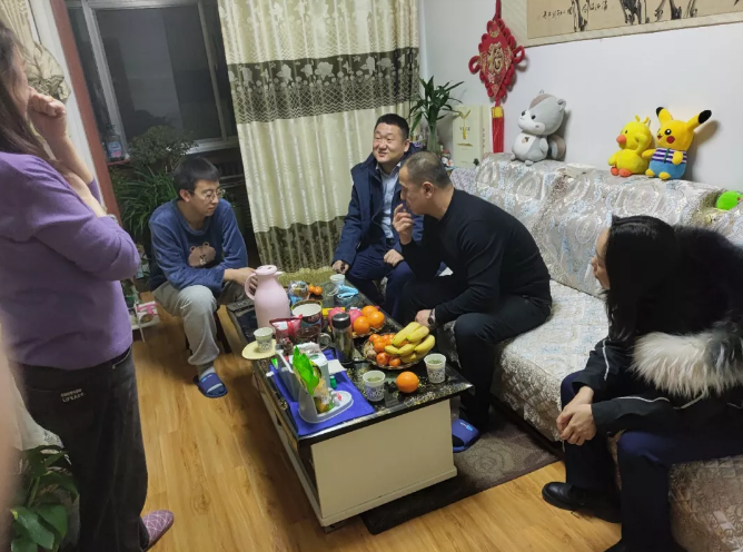 开云集团官网开云集团官网首页-开云(中国)
产业开发板块深入开展员工家访活动(图2)