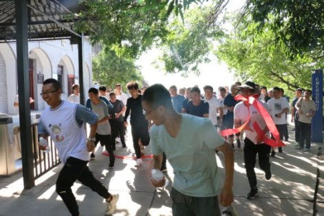 助力文旅市场 展示产投风采——开云集团官网开云集团官网首页-开云(中国)
组织开展员工登山比赛活动(图2)